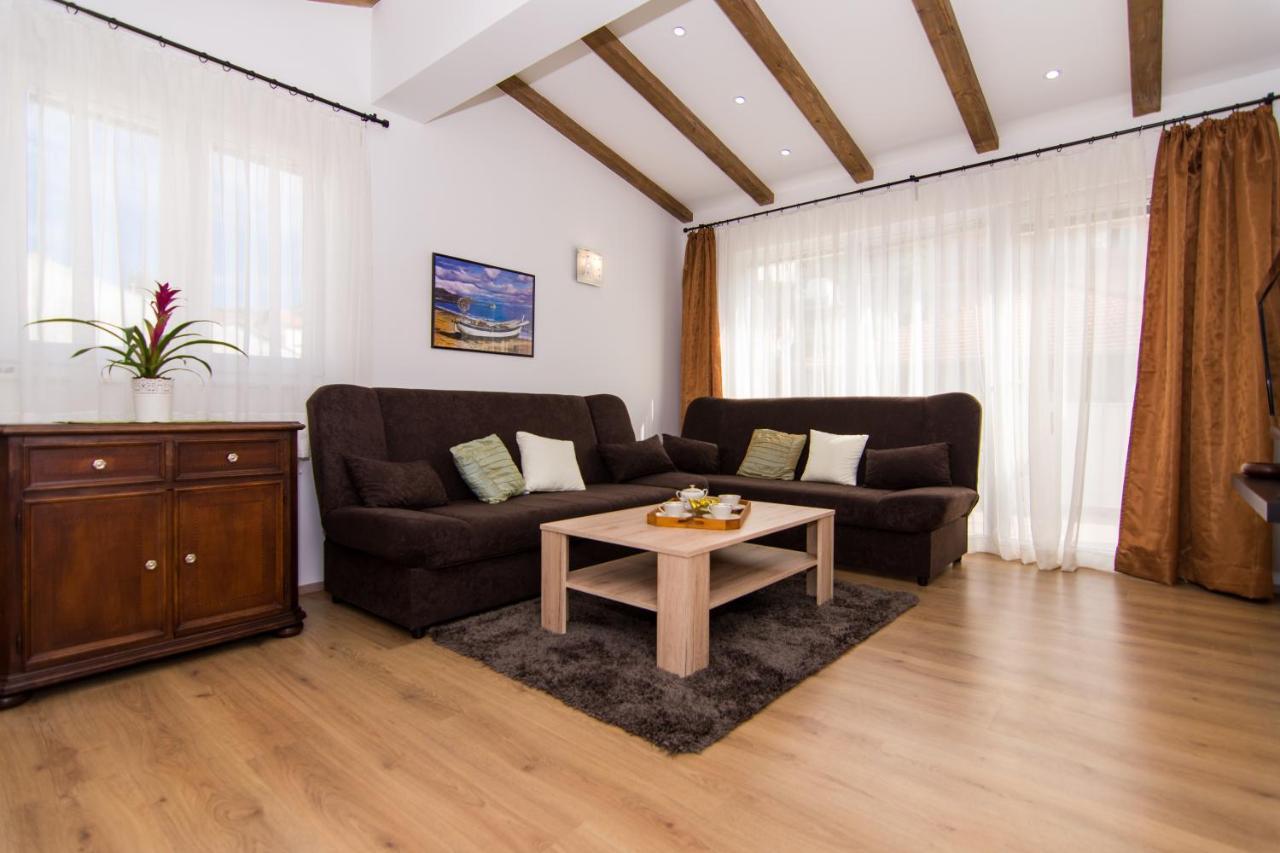 Apartman Misura Trogir Exterior photo