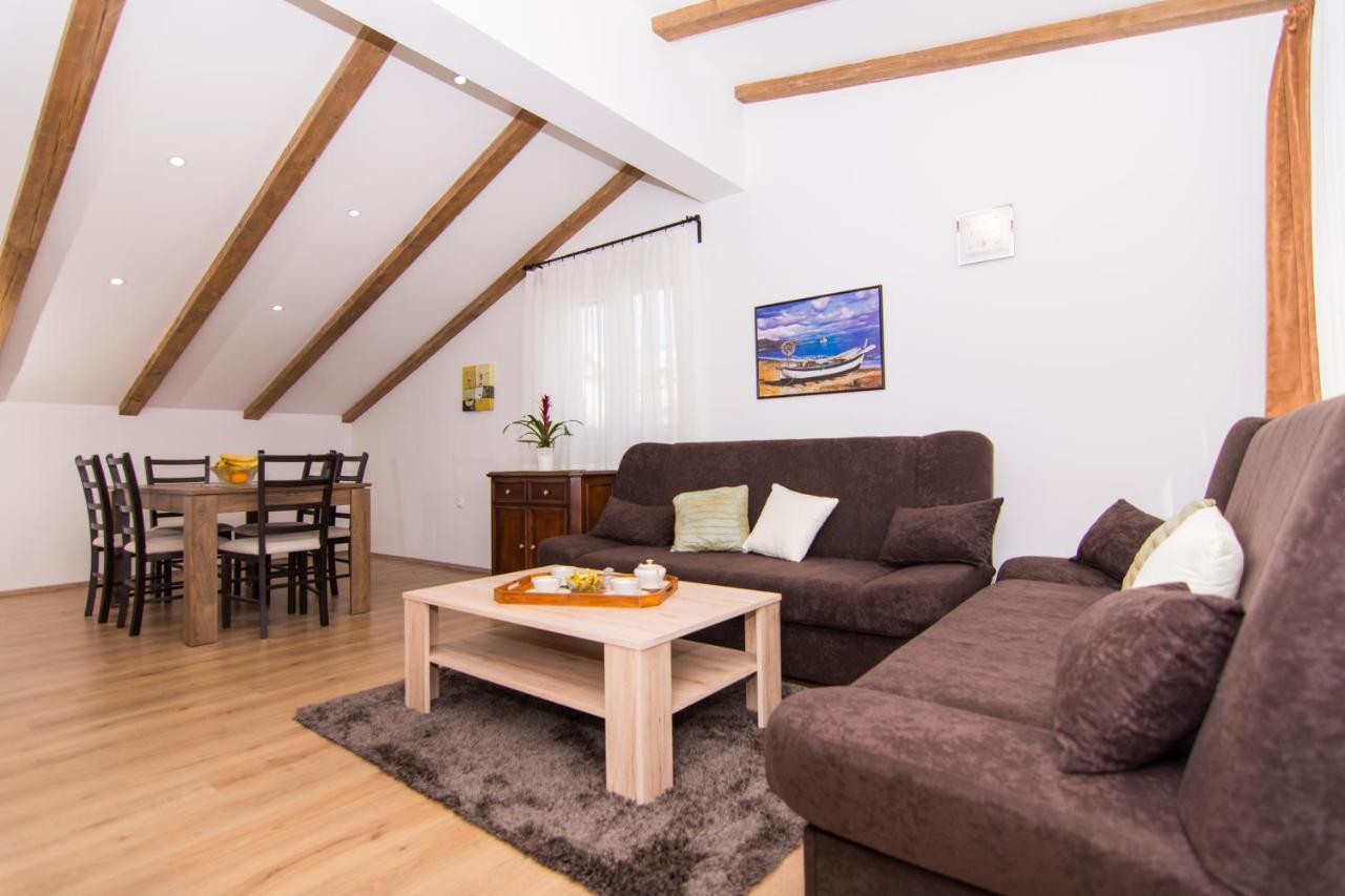 Apartman Misura Trogir Exterior photo