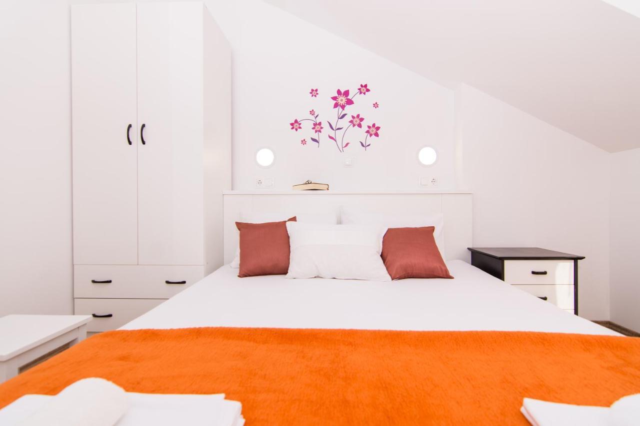 Apartman Misura Trogir Exterior photo