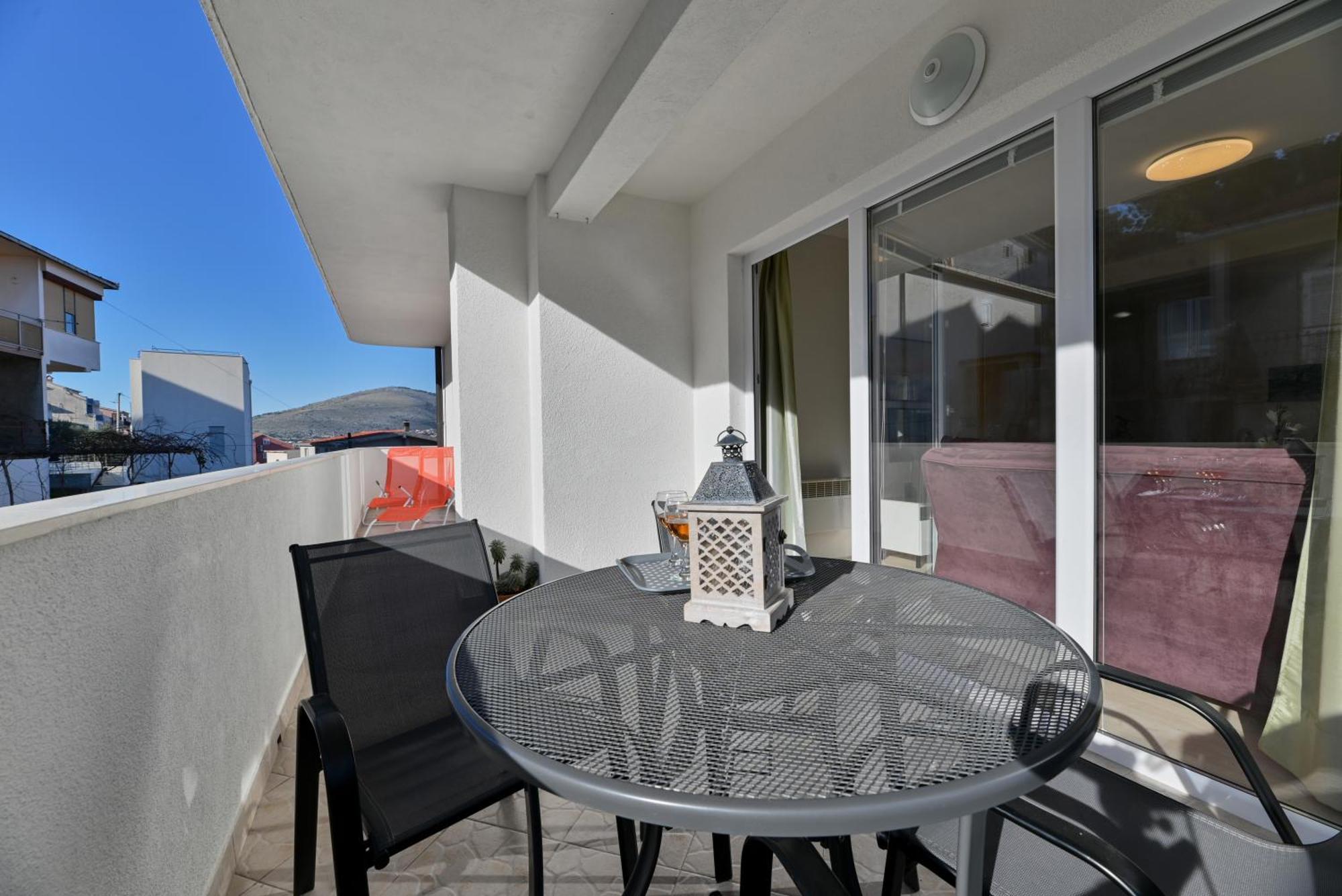 Apartman Misura Trogir Exterior photo