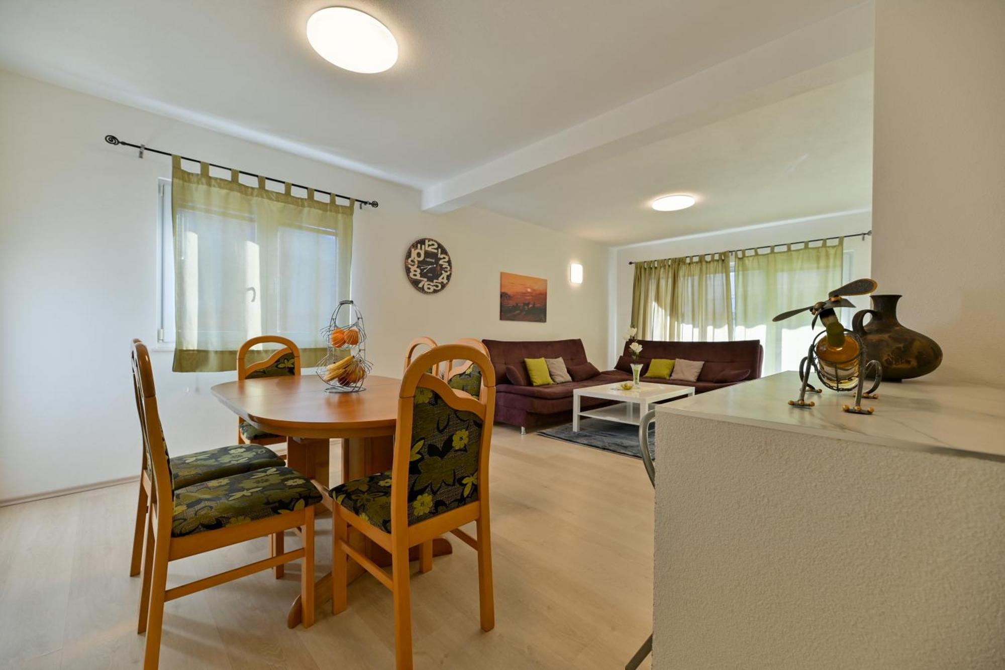 Apartman Misura Trogir Exterior photo