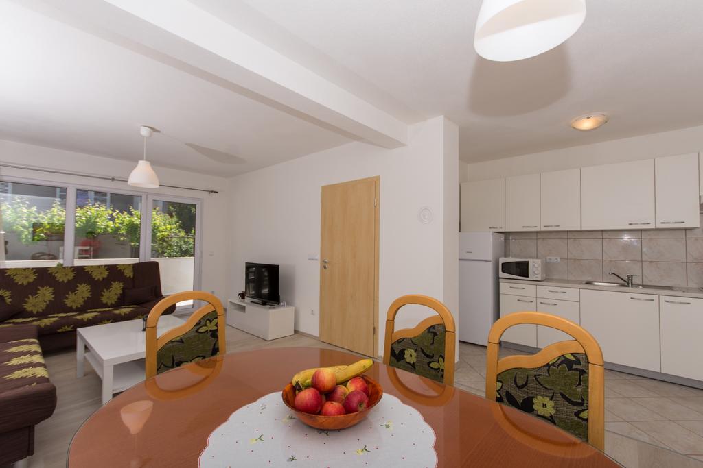 Apartman Misura Trogir Exterior photo